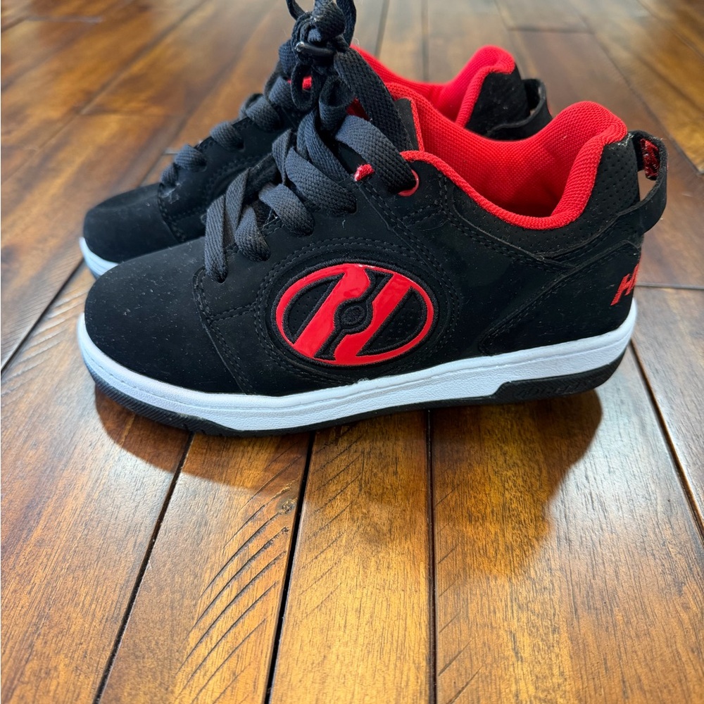 Heelys Black and Red Kids Sneakers